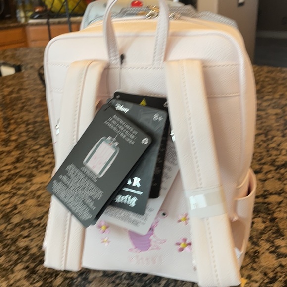 Disney Pixar backpack lights up! - Picture 3 of 5